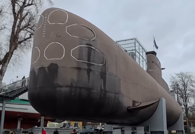 Inside U Boot U9 — Deutsches Kaltkriegs U Boot